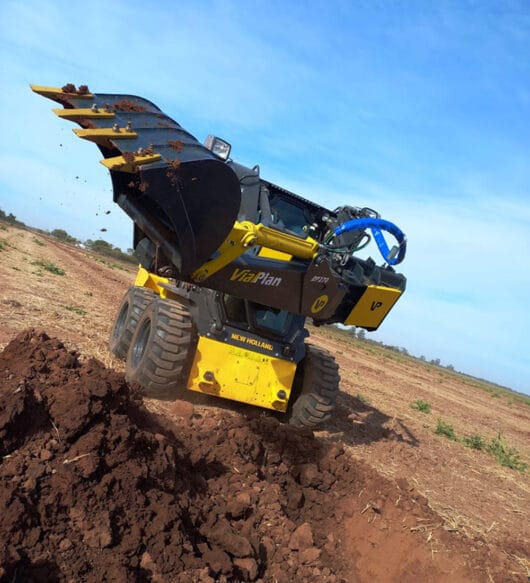Exvacación realizada con el implemento brazo retro pivotado RP270
